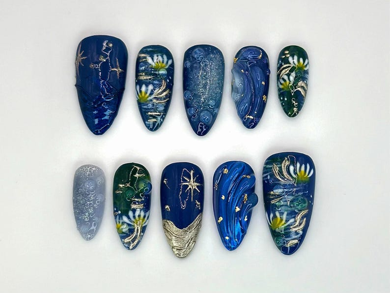 Midnight Daisy Garden Nail Art | Handpainted Blue Ocean Waves & Starfish Nails | Ocean Themed Nail Art with Gold Accents | JC531HC