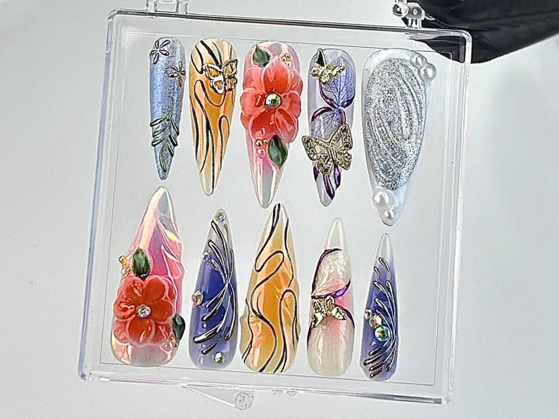 Artistic Butterfly And Floral Press On Nails| Exquisite Handcrafted Design Fake Nails | Nature-Inspired Nail Art |Gorgeous Press Ons|HC662YK