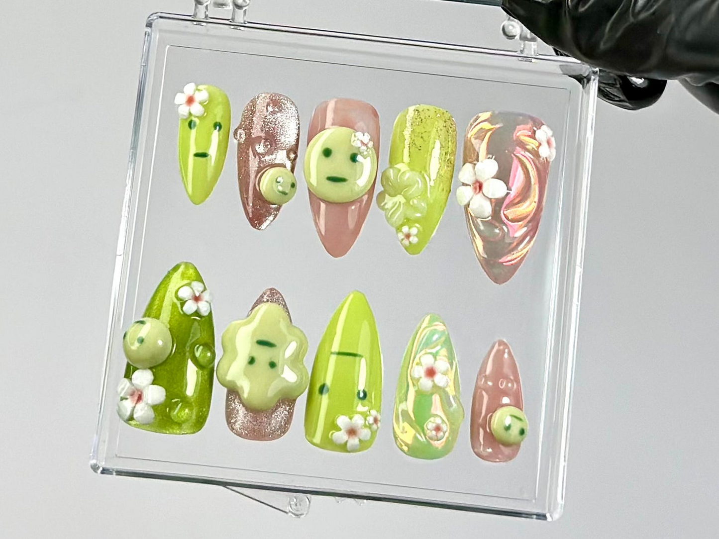 Kawaii Green Press On Nails by Hudi Nails | Green & Pink 3D Nail Art | Whimsical 3D Fake Nails | Kawaii Nails with Flowers | Gifts | HC790YK
