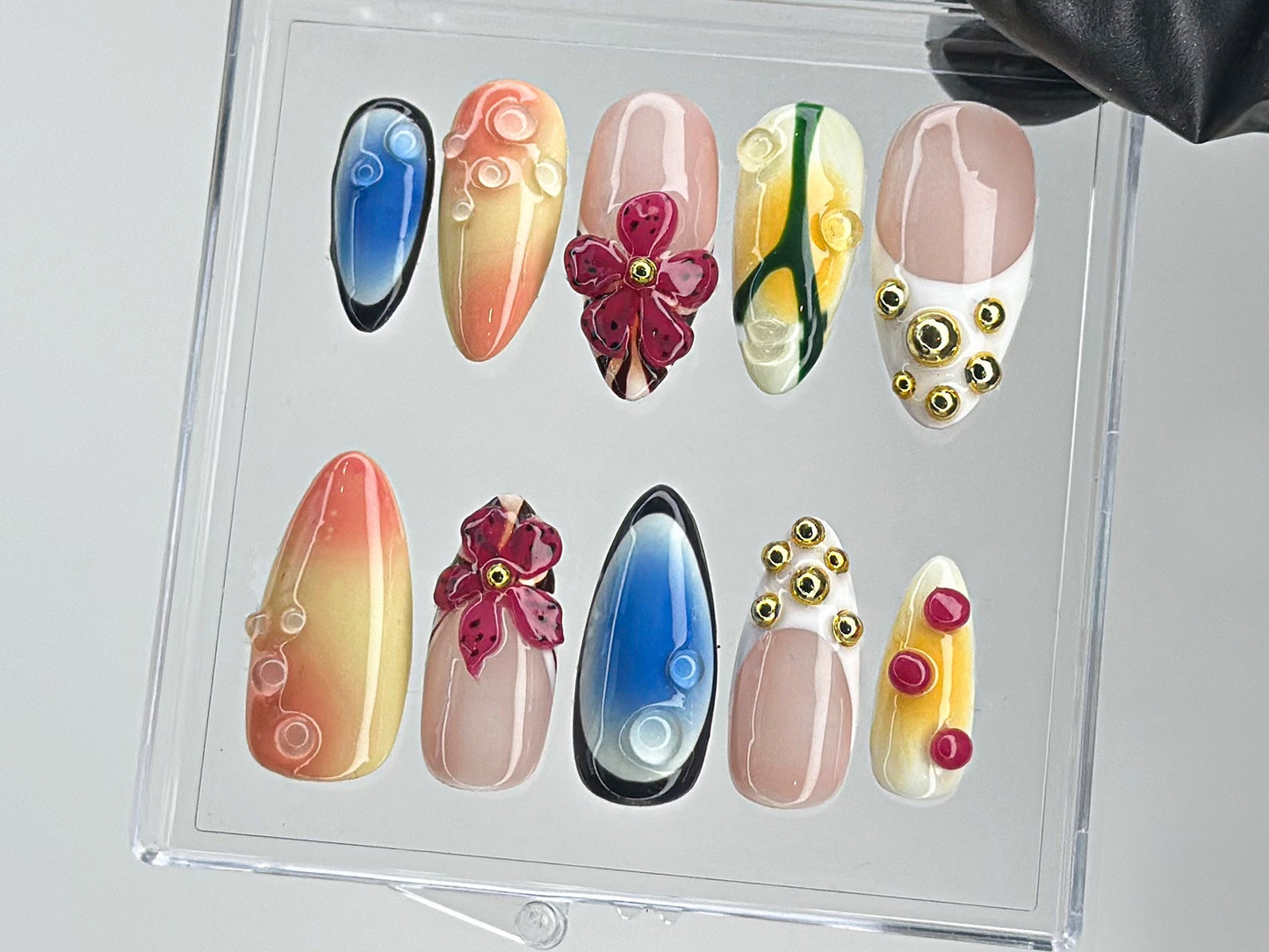 Chic Summer Press-On Nails | Bright Gradient & Floral On Fake Nails | Luxury Gold Studs Nail Charms | 3D Floral Nail Art | HB461TL
