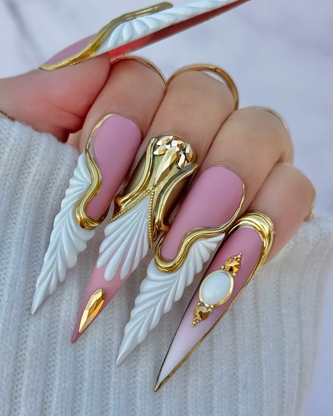 Party‑Ready 3D Sculpted Nail Art