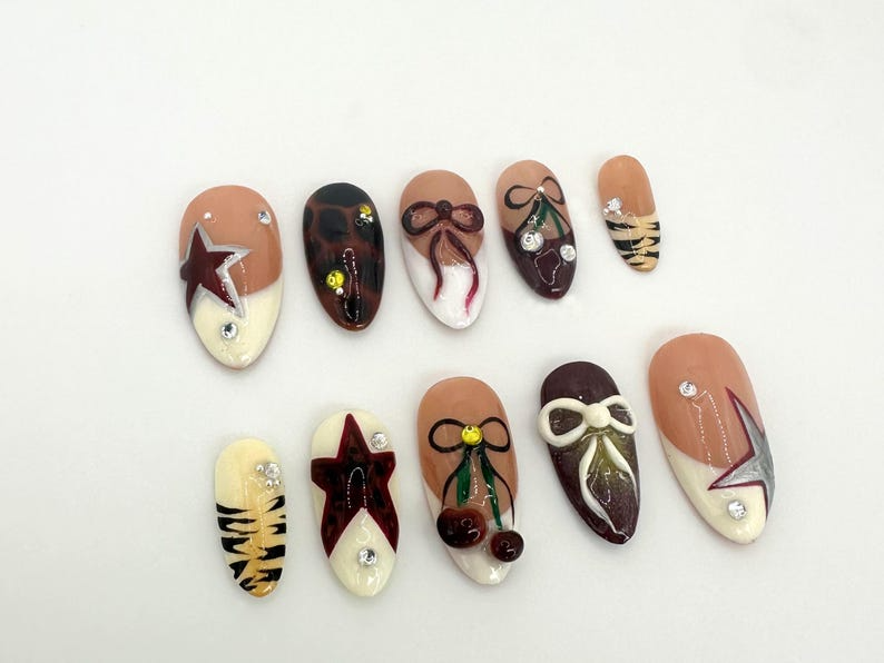 Vintage Cowgirl Fress On Nails - 3D Nail Art - Aesthetic Nail Set - Hand Painted Cowboy Star Nails - Luxury Vintage Nail Set - JC663D