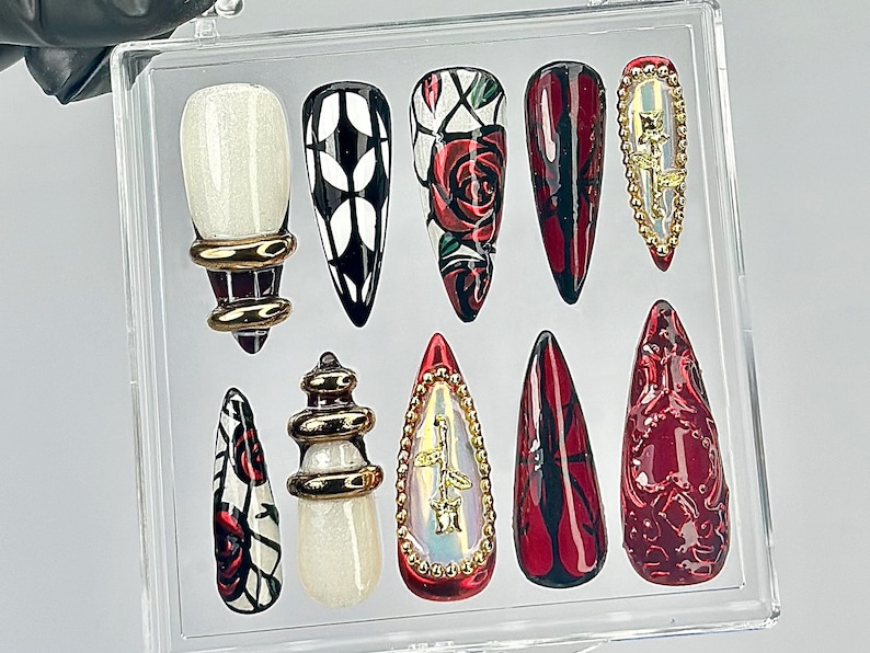 Red Black Rose Press On Nails | Holographic Gothic Press Ons | Gothic Red Chrome Fake Nails | Dark Romance Nail Art | Y2K Nails | HB823YC