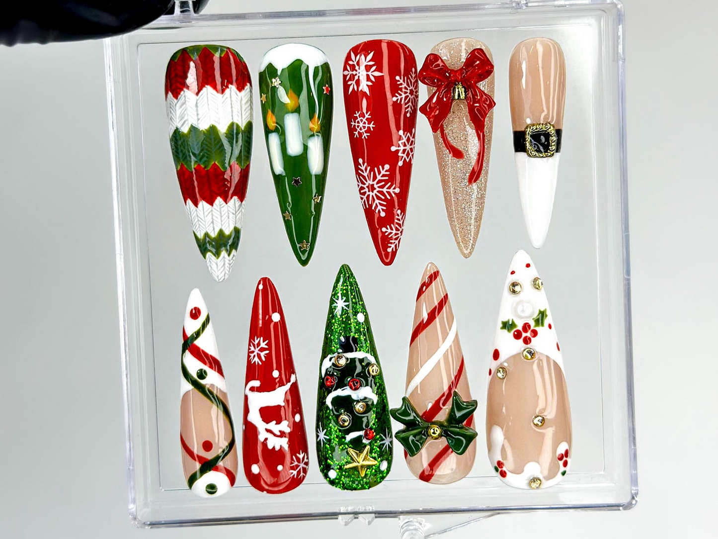 Cozy Knit Christmas Press On Nails | Red Green Holiday Nail Art |Festive Tree & Ribbon Design| Candy Cane And Snowflake Design | HB1195EK