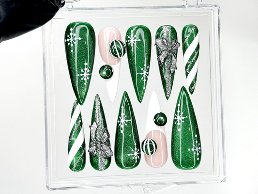 Green Winter Press On Nails | Emerald Snowflake Christmas Press Ons | Festive Holiday Nail | Candy Nails | Elegant Christmas Set | HC1214HC