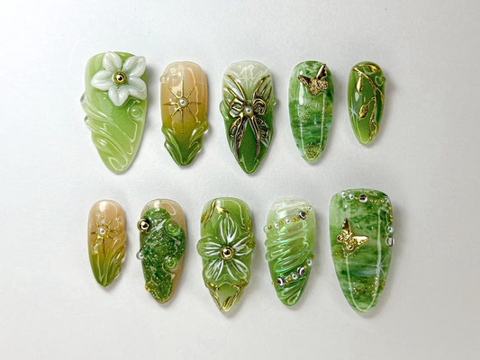 Hand-Painted Forest Green Press On Nails | Botanical Nail Design | Green Nature-Inspired Nails | Green Nature-Inspired Nails | JB705HK