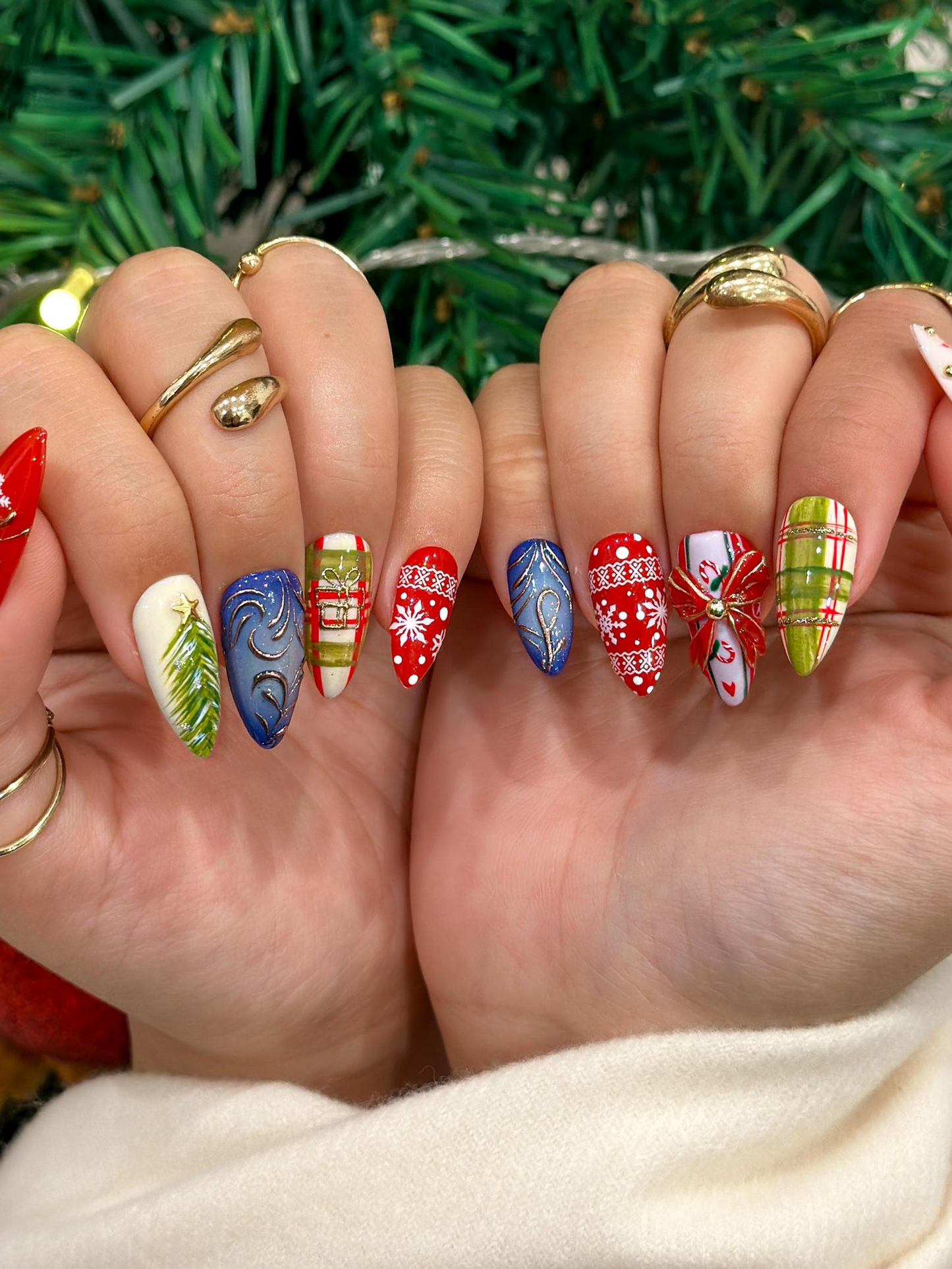 Red & Green Christmas Gift Press On Nails | Christmas Gift Box Nail Art | 3D Ribbon Bow Accent | Snowflake and Festive Pattern Nails|JB241EC