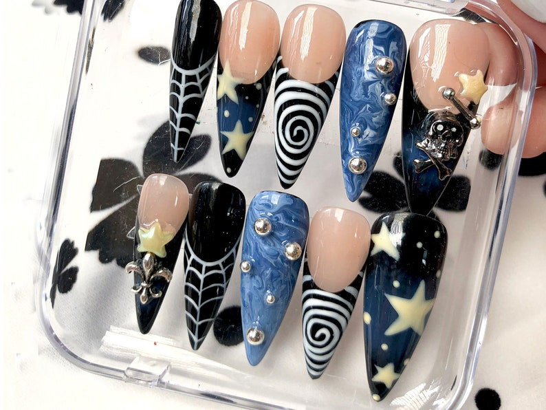 Galaxy-Inspired Press On Nails with Abstract Twists| Starry Night Dreams Nails Set: Unique Mirror Finish Press On Nails| Gift for her | HB01
