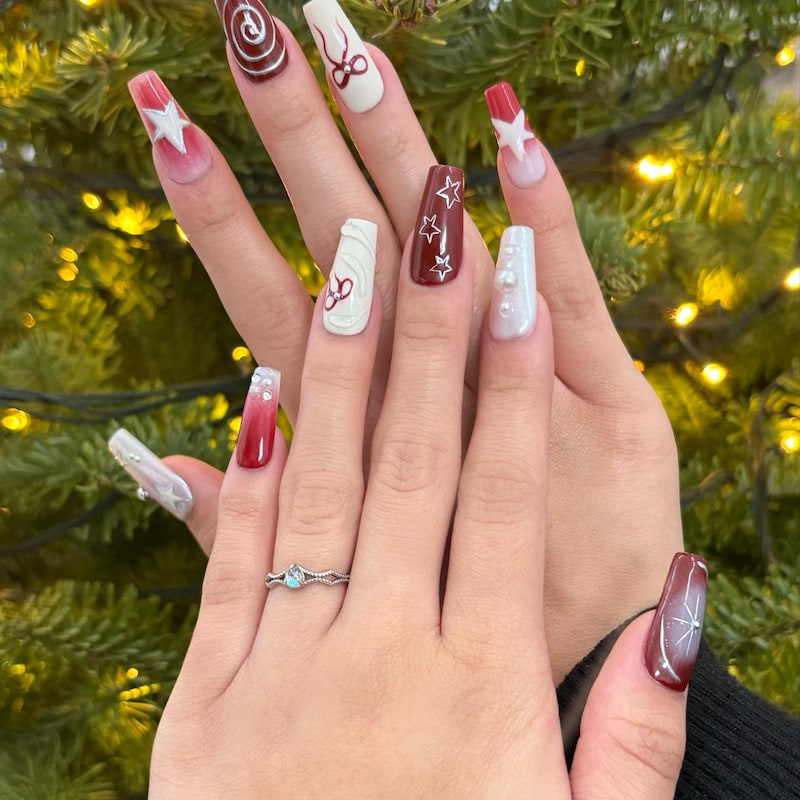 Y2k Elegant Motifs Press On Nails | Y2k-Inspired Nail Set | Red and White with Unique Chrome Designs on Fake nails | HC77