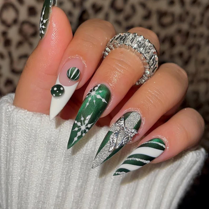 Green Winter Press On Nails | Emerald Snowflake Christmas Press Ons | Festive Holiday Nail | Candy Nails | Elegant Christmas Set | HC1214HC