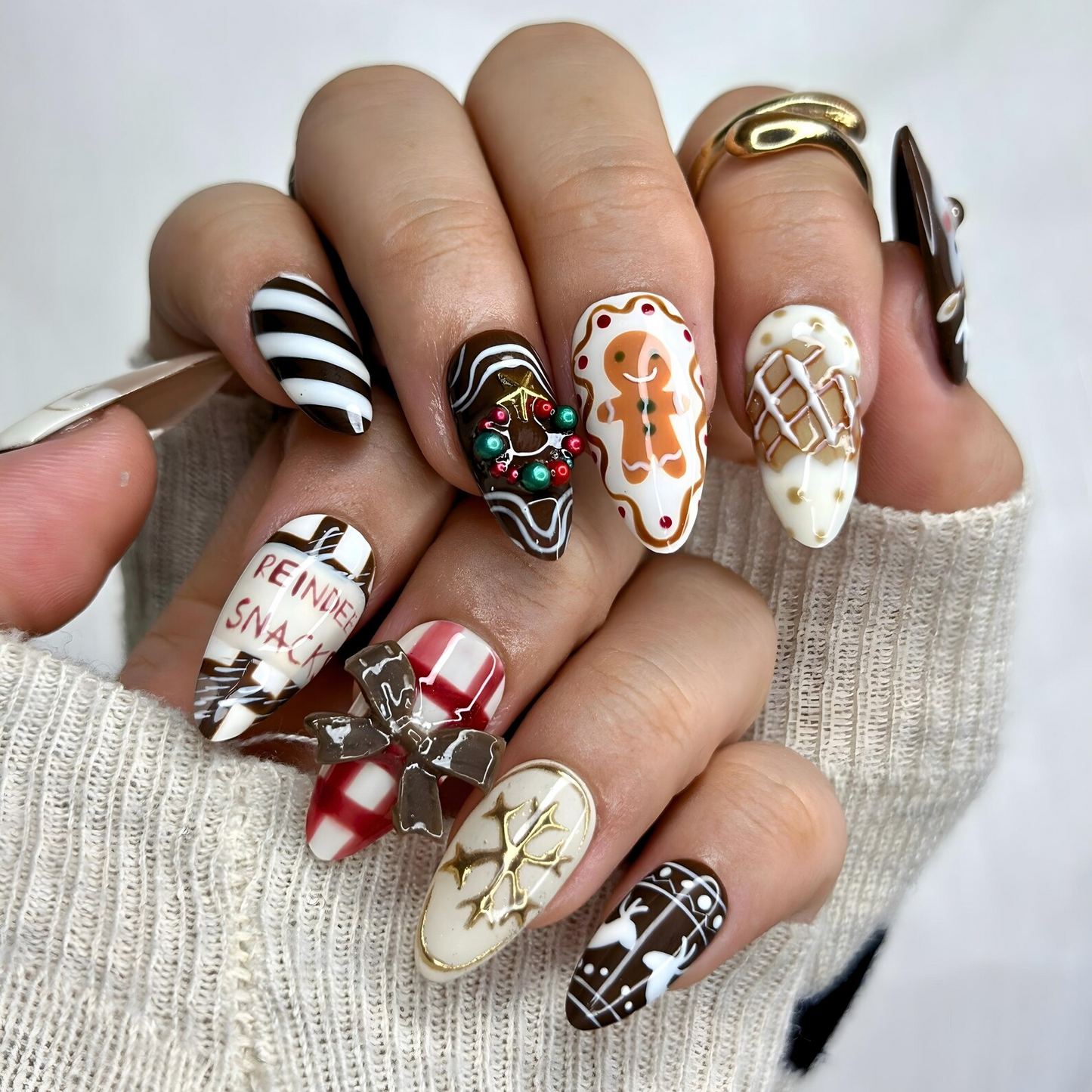 Sweet Harmony Christmas Press On Nails | 3D Bow & Reindeer Design | Gingerbread Cookie Nail Art | Holiday Nail Set | HB1000YG