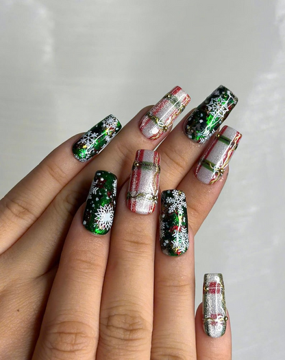 Holiday Sparkle Green Press On Nails For Christmas | Red Green Christmas Nails | Snowflake Glitter Nail Art | Festive Press Ons | Winter Nails | JC227HC