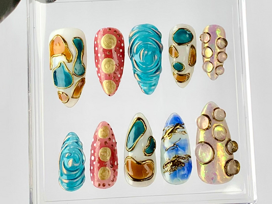 Modern Art Press On Nails by HudiNails | 3D Marble & Resin Nail Art | Elegant Gold Fake Nails | Handmade Artistic Kawaii Nails | HC795YC