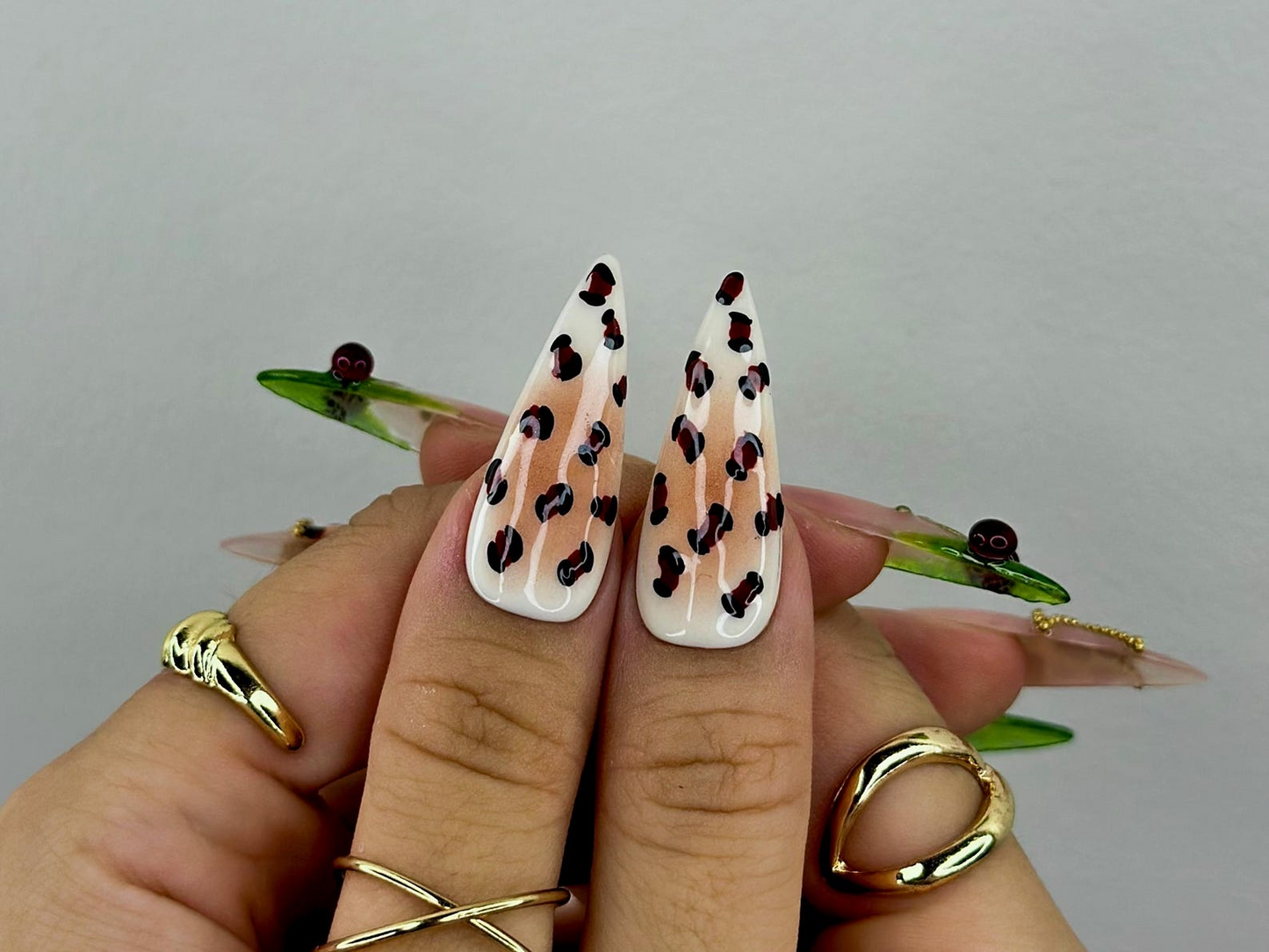 Jungle Safari Glam Press On Nails | Leopard Print & Green Tropical Accents | 3D Gold Chain Detailing | Exotic Safari-Inspired Nail | JC142EC