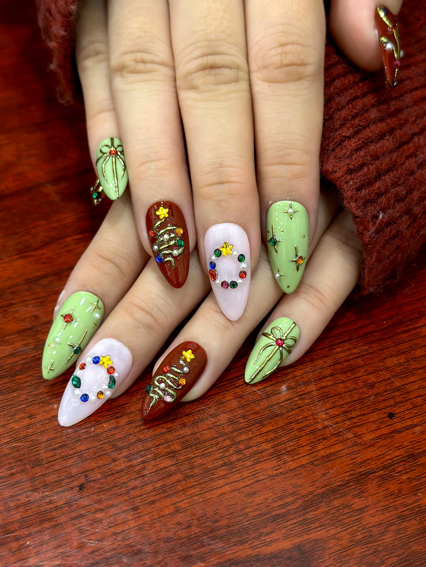 Candy Light Christmas Press On Nails | Red Green Holiday Nail Art | 3D Star & Ornament Nail Art | Festive Winter Nail Set | HB1211EK