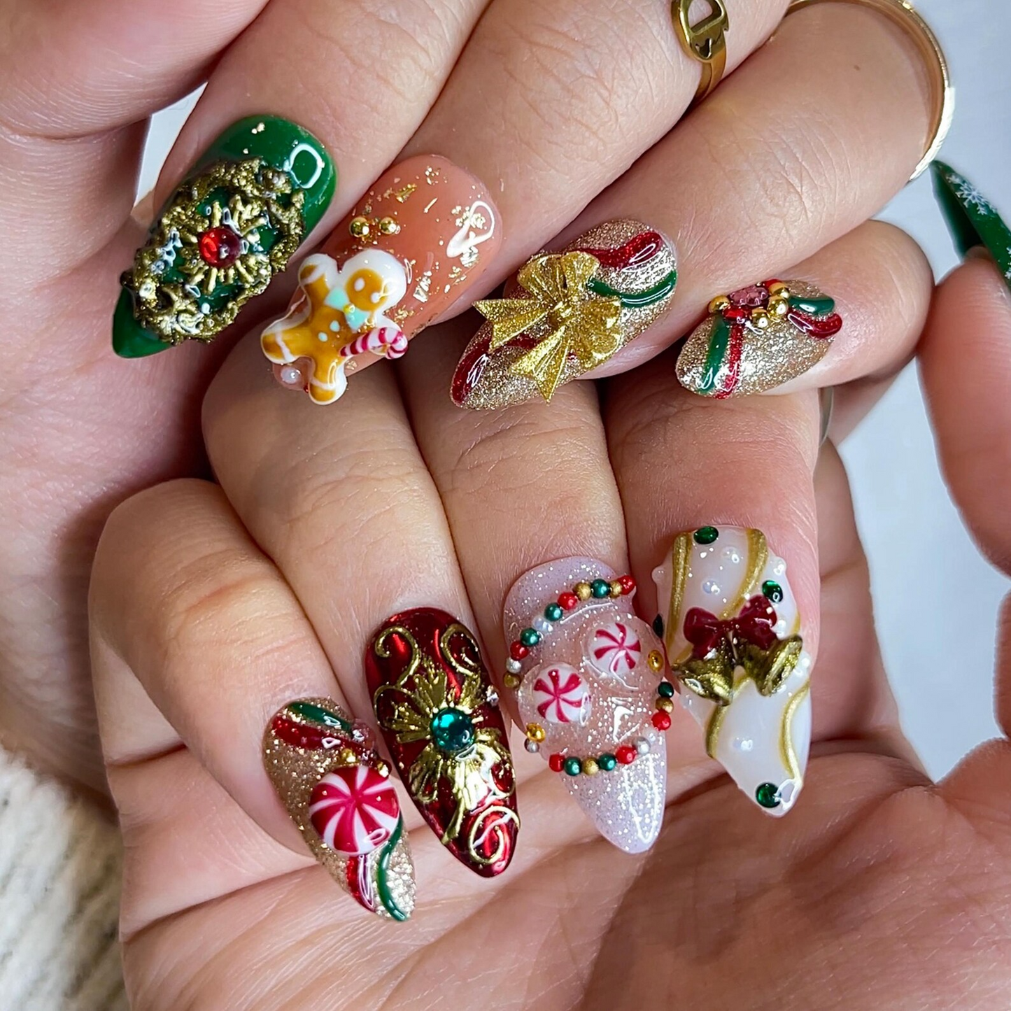 Wonderland Christmas Press On Nails | Candy Cane & Gingerbread Nails | Festive Holiday 3D Art | Wreath Press Ons | Cute Winter Nail |JB235HC