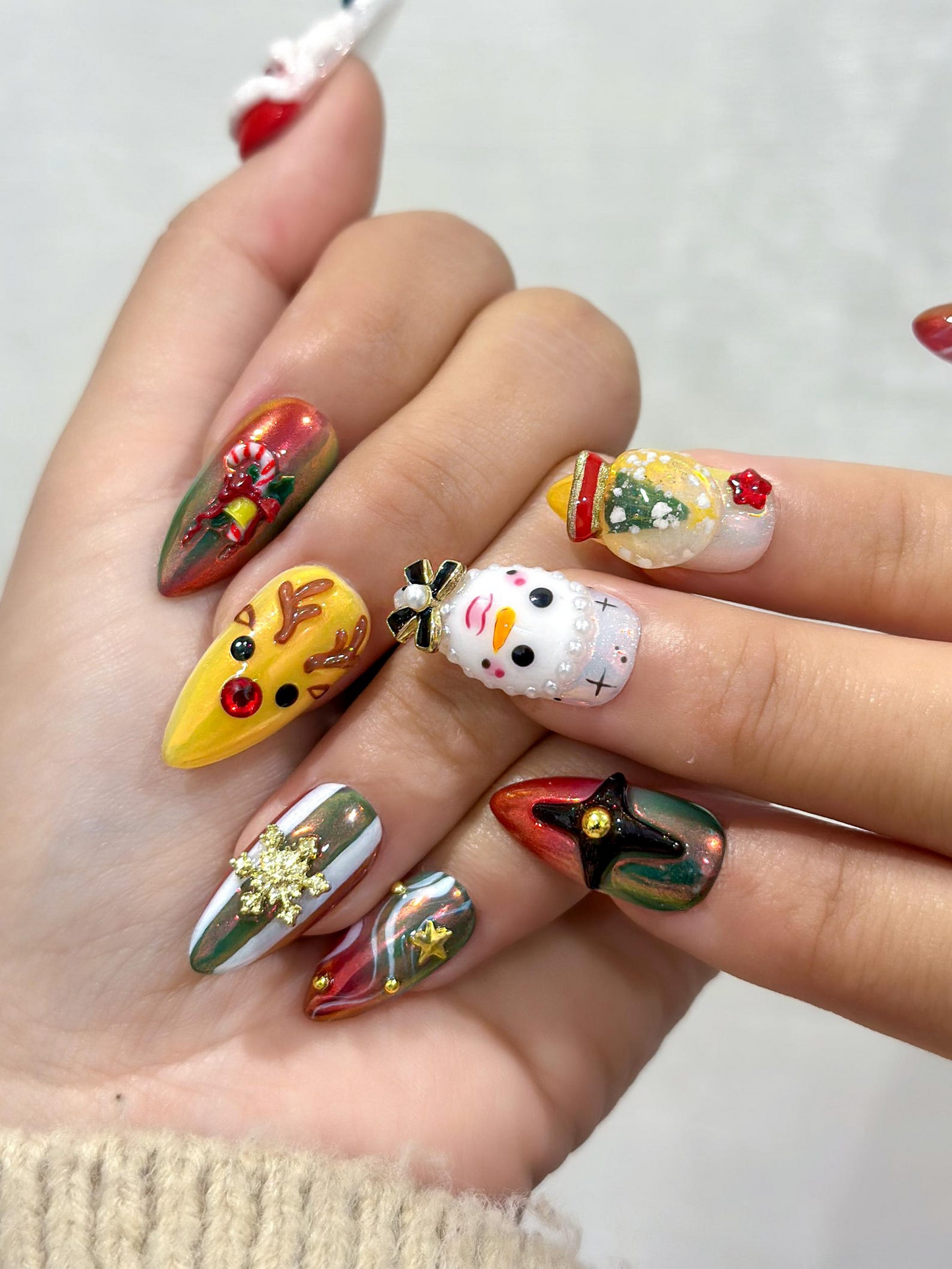 Santa & Snowman Christmas Press On Nails | Christmas Magic Nail Art | Christmas Character Nails |Festive Red-Green Glitter Press Ons|JB238EC