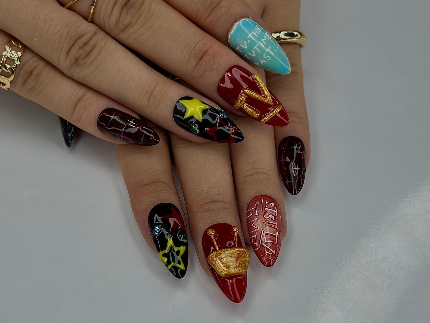 Tenna Deltarune Press On Nails | TV Show Nail Design | Abstract Comic Nail Art | Funky Character Press Ons | 3D Statement Nail Set | JB975HC