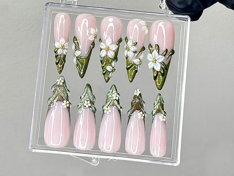 Sculpted Floral Press On Nails | Glossy Green Leaf Nail Art | Ethereal Spring Press Ons | Elegant Flower Tips Fake nails | Luxury | HB944YK