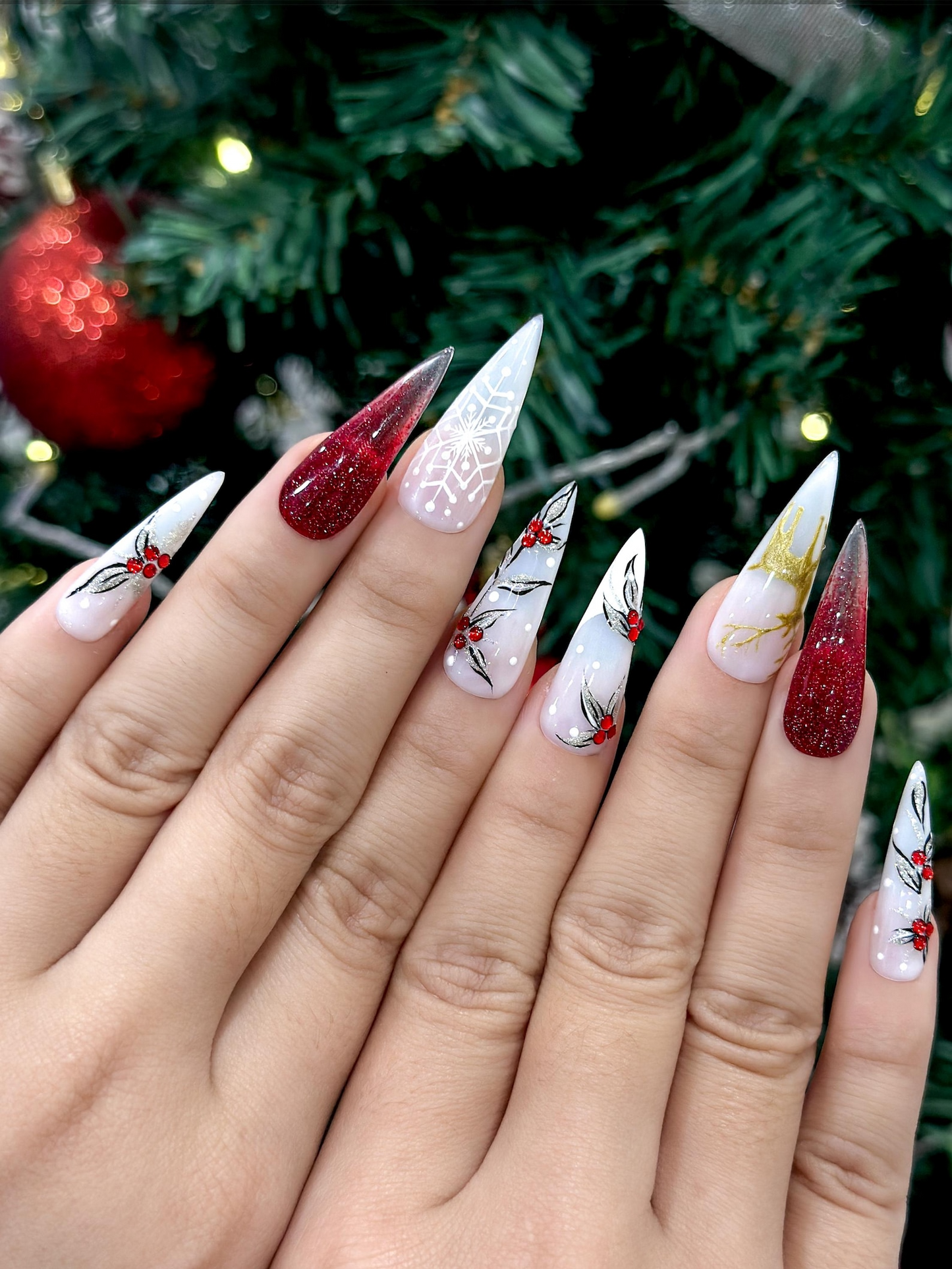 Red Plaid Reindeer Christmas Press On Nails | Holiday Plaid Winter Nail Art | Gold Reindeer Nails | Red Ombre Glitter Nail | JC252EC