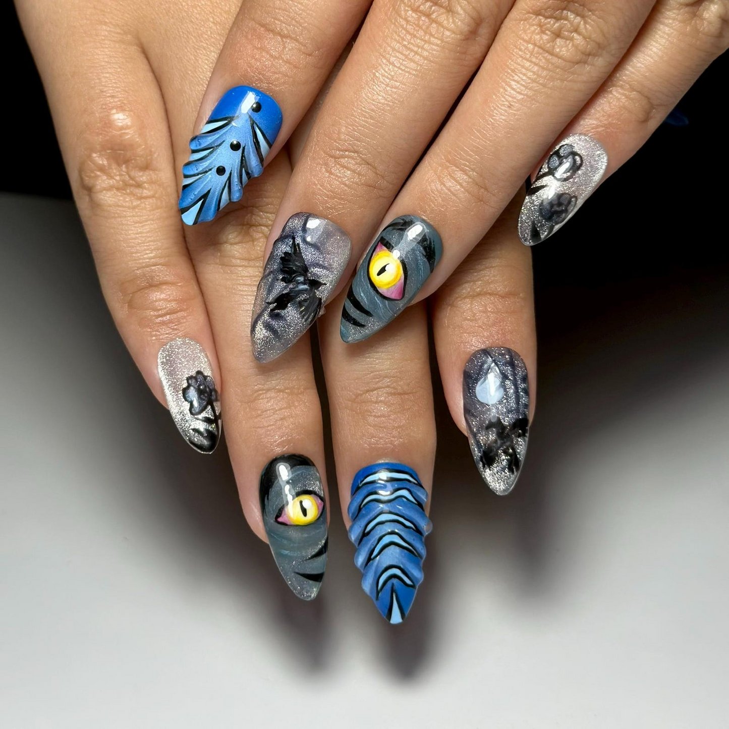 Derpy Tiger Press On Nails | Kpop Demon Hunter Fake Nails | Derpy Tiger Halloween Nail Art | Monster Eye Fake Nails | Anime Nails | HB682YC