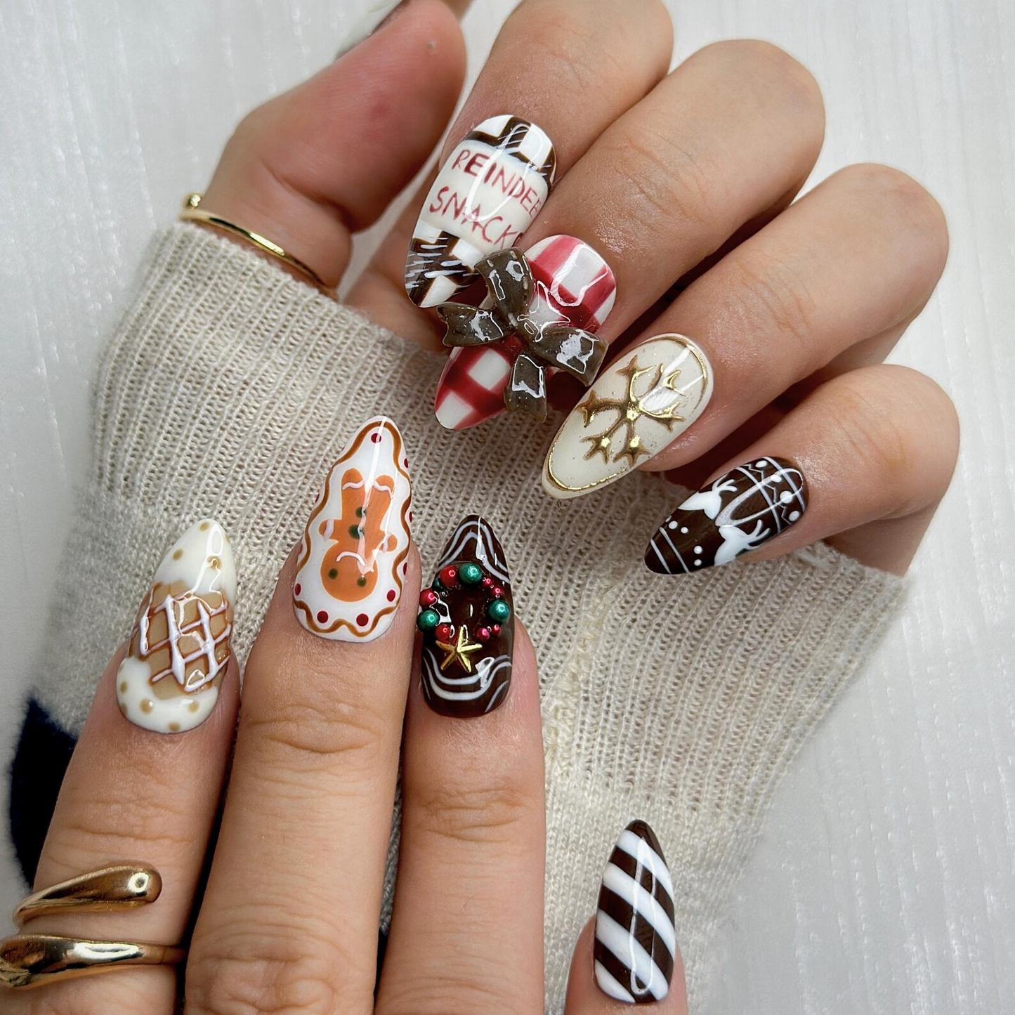 Sweet Harmony Christmas Press On Nails | 3D Bow & Reindeer Design | Gingerbread Cookie Nail Art | Holiday Nail Set | HB1000YG