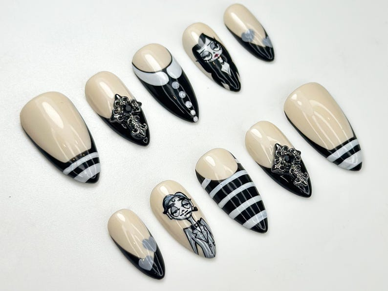 Gothic Family Press On Nails | Black & White Vintage Nail Art | Handmade Gothic Nails | Halloween Creepy Press Ons | Spooky Nails | JB163HK