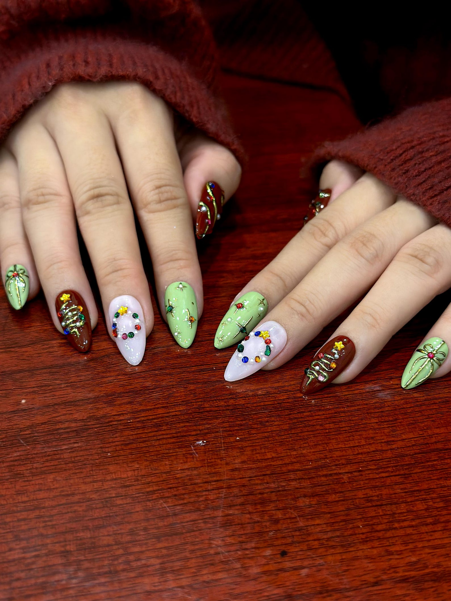 Candy Light Christmas Press On Nails | Red Green Holiday Nail Art | 3D Star & Ornament Nail Art | Festive Winter Nail Set | HB1211EK