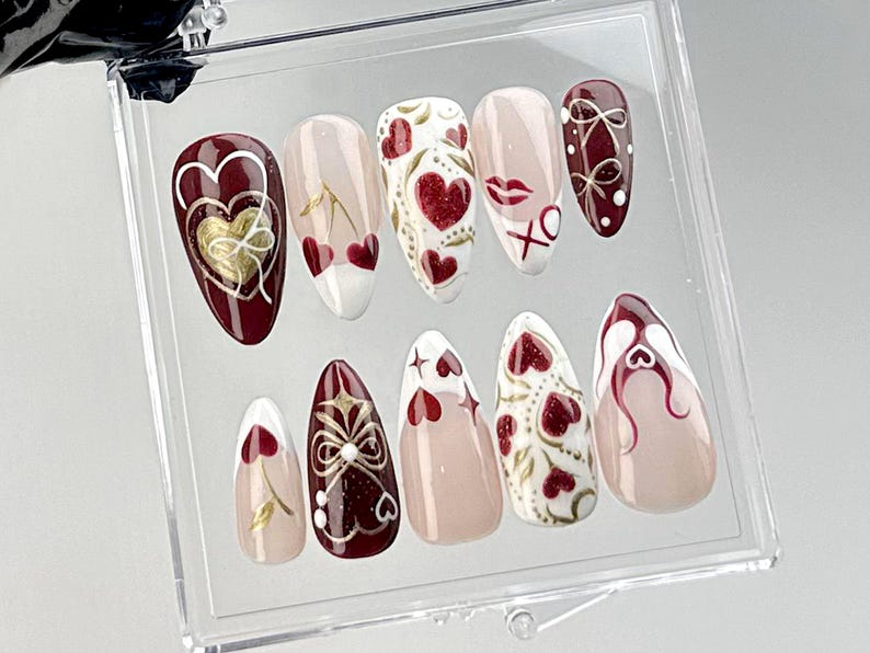 Valentine’s Day Almond Nails |Love and Heart Motif Nail Art |Valentine XO Fake Nails |Gold and Red Luxury False Nails |Kawaii Nails |HC727YC