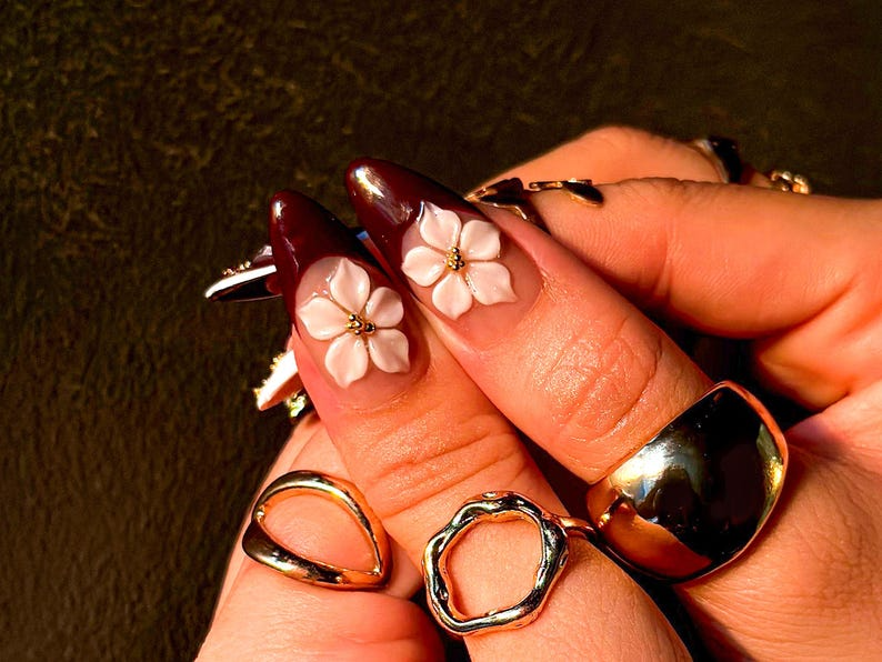 Mystic Bloom Luxury Press On Nails | Metallic Floral Accent Nails | Purple Gradient & 3D Flower Design | Elegant Gothic Nail Art | HB1084EK