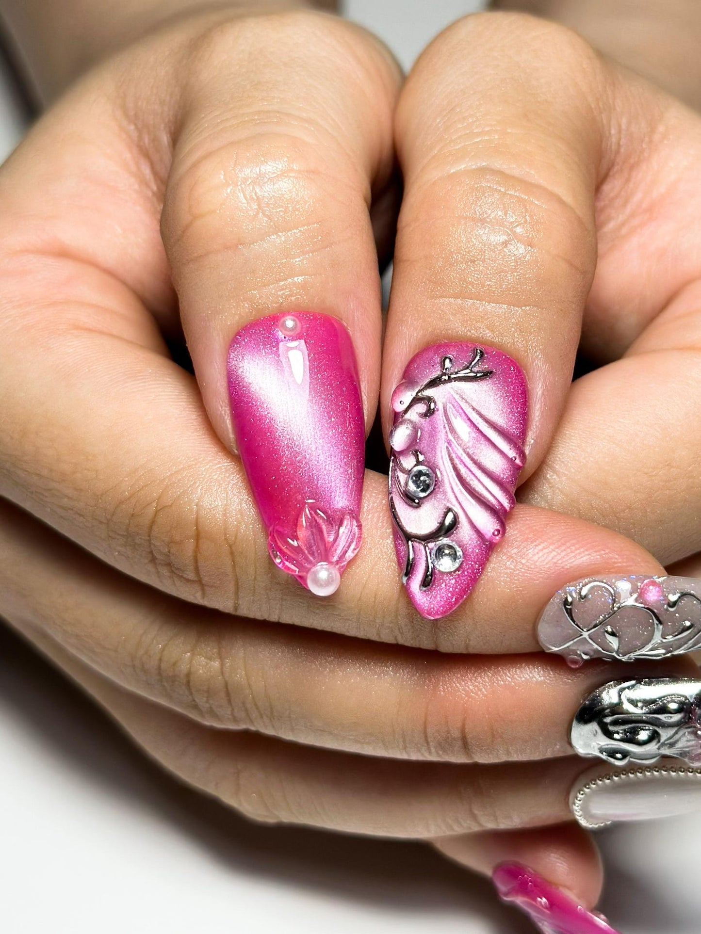 Barbie Luxe Press On Nails | Pink Chrome & Silver Nails | 3D Flower Rhinestone Nails | Elegant Almond Nails | Glam Nail Set | JC378NC (Copy)