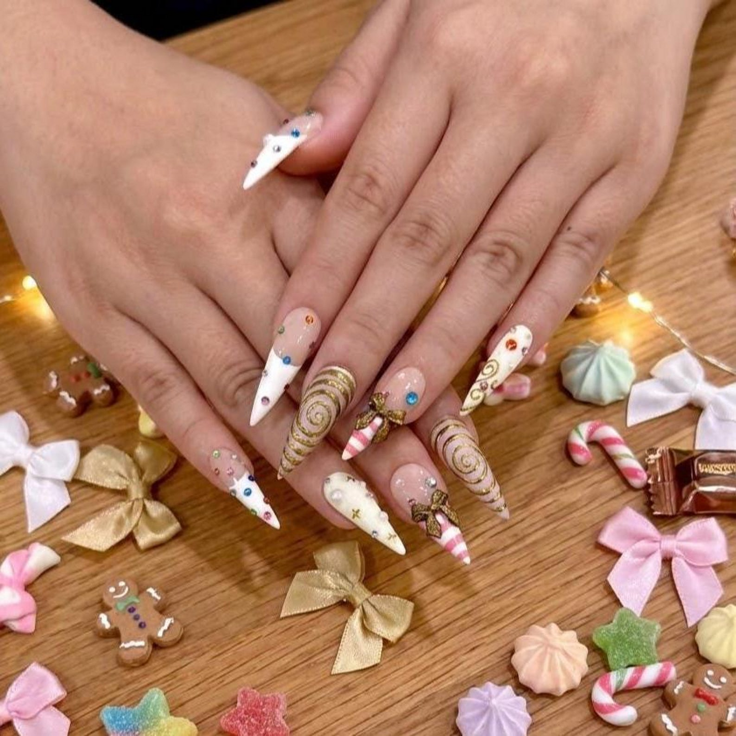 Gold Swirl Cute Press On Nail | Playful Luxury Nail Art | Creative Candy Swirl Nails | Handmade Artistic Candy Nails Set| JB268EC