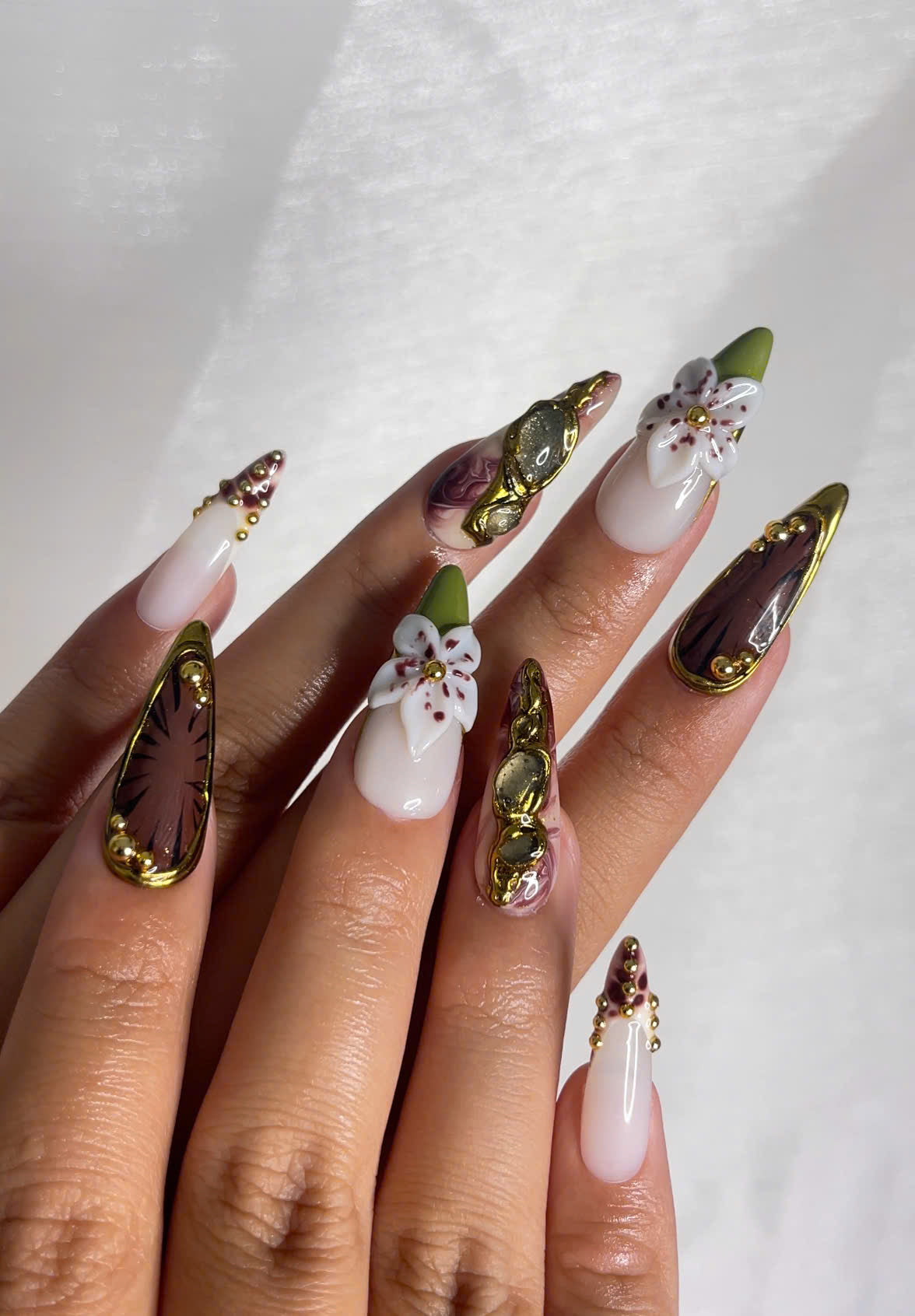 Autumn Gemstone Bloom Press On Nails | Fall Burgundy and Green Nail Art | 3D Flower & Crystal Accents | Baroque Autumn Design | HC1094EC