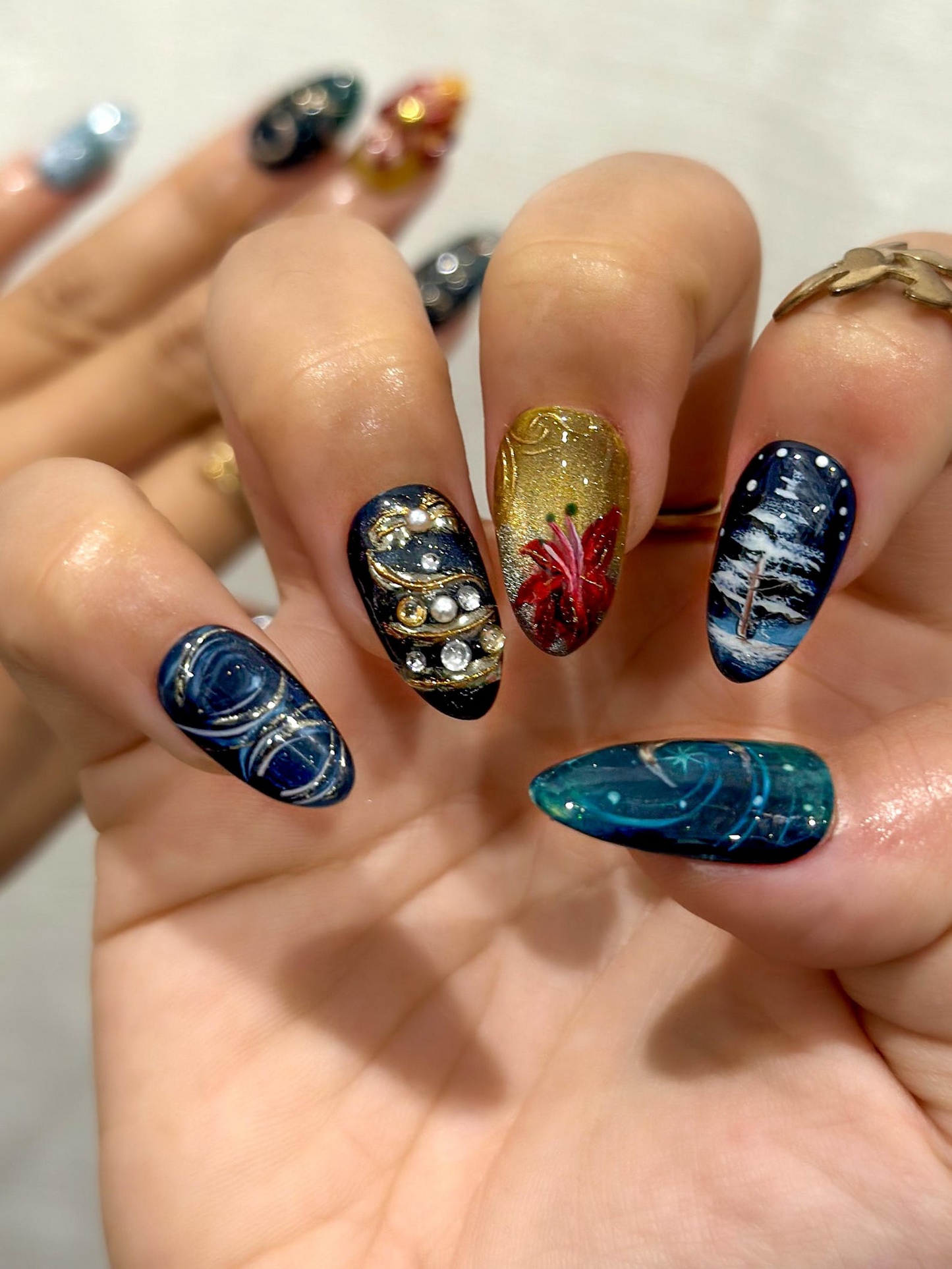 Midnight Santa Press On Nails For Christmas |Celestial Holiday Nail Art | Gold Moon & Constellation Nails |JB226EG