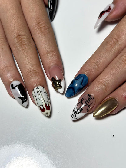 Y2K Cartoon Press On Nails | Black Cat Star Nails | Trendy Girl Nails | Cute Edgy Nail Design |Gold Detail Nails | Chrome Nail Set|HC1312IC