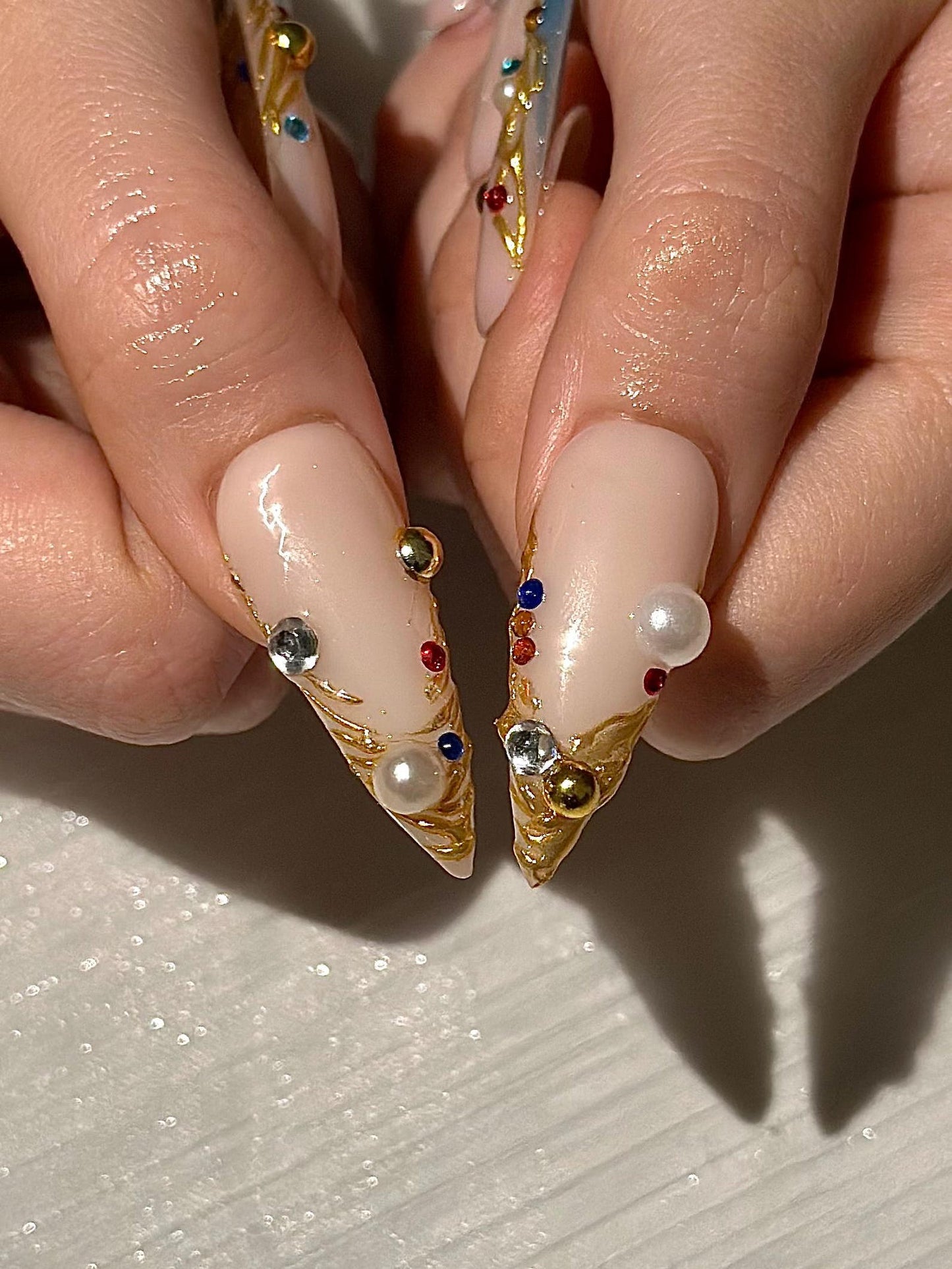 Luxury 3D Jewelry Press On Nails, Gold Filigree and Blue Gemstone False Nails, Royal Core Stiletto Nails for Gala or Wedding | DB1022HC