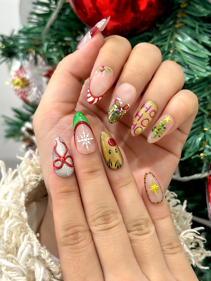 Reindeer Lights Christmas Press On Nails | Red Green Gold Festive Nails | Holiday Art | Snowflake & Gift Accents | DC935EC