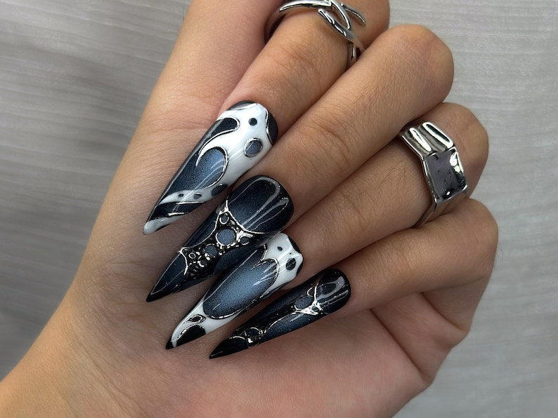 Lunar Eclipse Press On Nails | Black & Silver Metallic Nail Art | Space-Inspired Chrome Design | Gothic Celestial Nails | HC1166BK