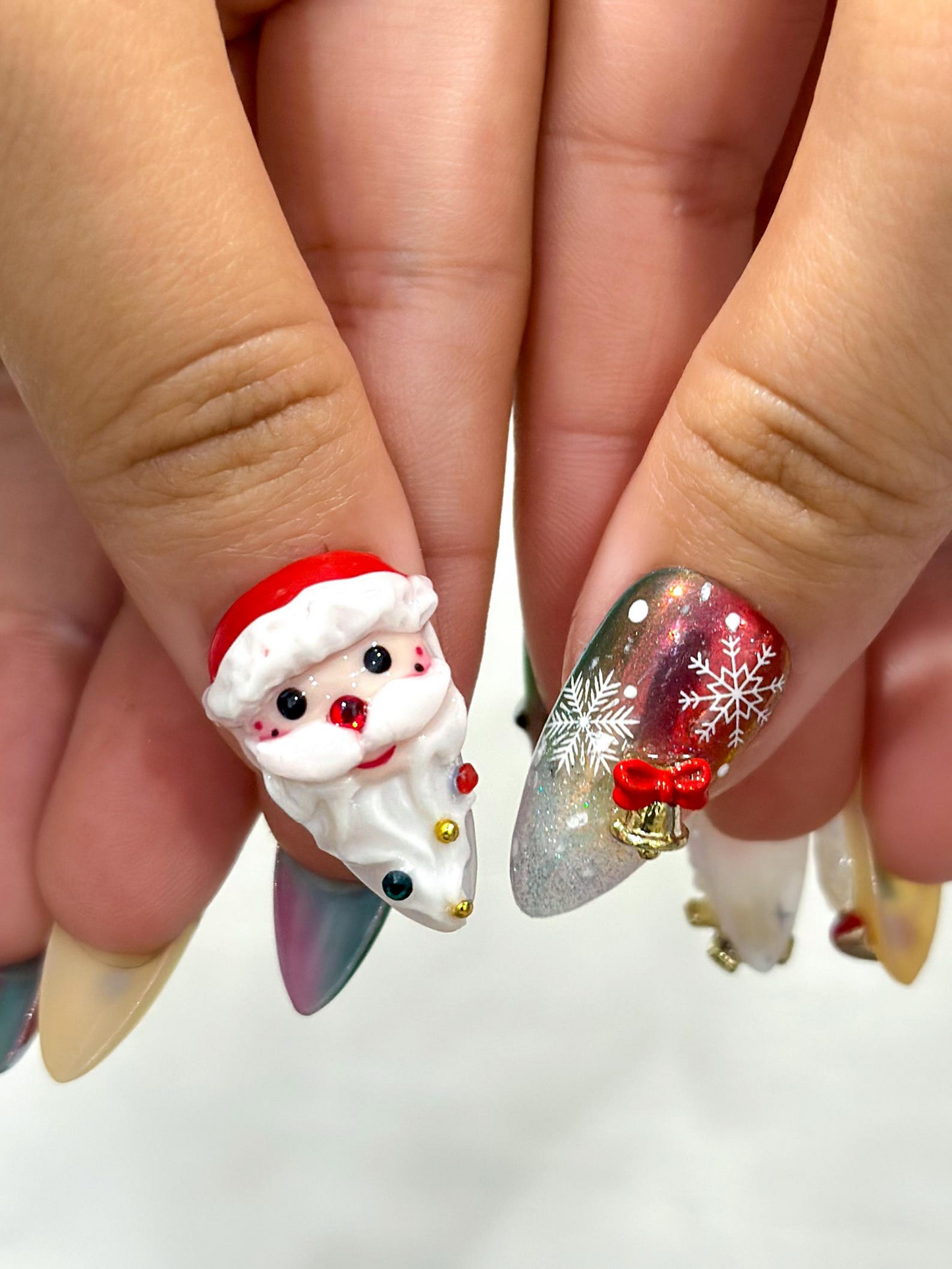 Santa & Snowman Christmas Press On Nails | Christmas Magic Nail Art | Christmas Character Nails |Festive Red-Green Glitter Press Ons|JB238EC