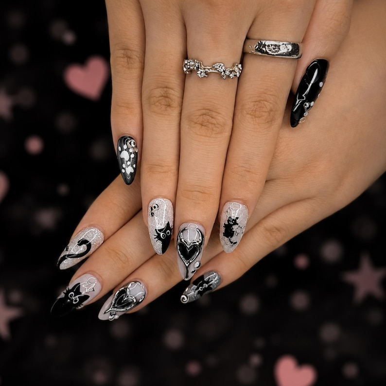Black Cat Press On Nails with Chrome Heart , Gothic Silver Glitter Fake Nails , Handmade Celestial Nails for Halloween Nails Set , OB478WC