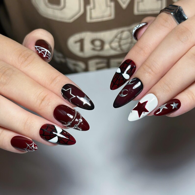 Dark Red Gothic Press On Nails with Spider Web | Burgundy Star Fake Nails | Handmade Alternative Nail Art for Halloween, Party | OB504UC