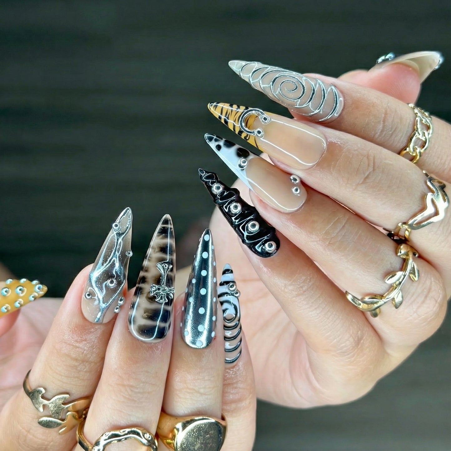 Gothic Silver Black Best Presson Nails | Spiral Gothic Nail Art | 3D Cross & Spiral Fake Nails | Punk Style Press Ons | Dark Nails | HC533YC