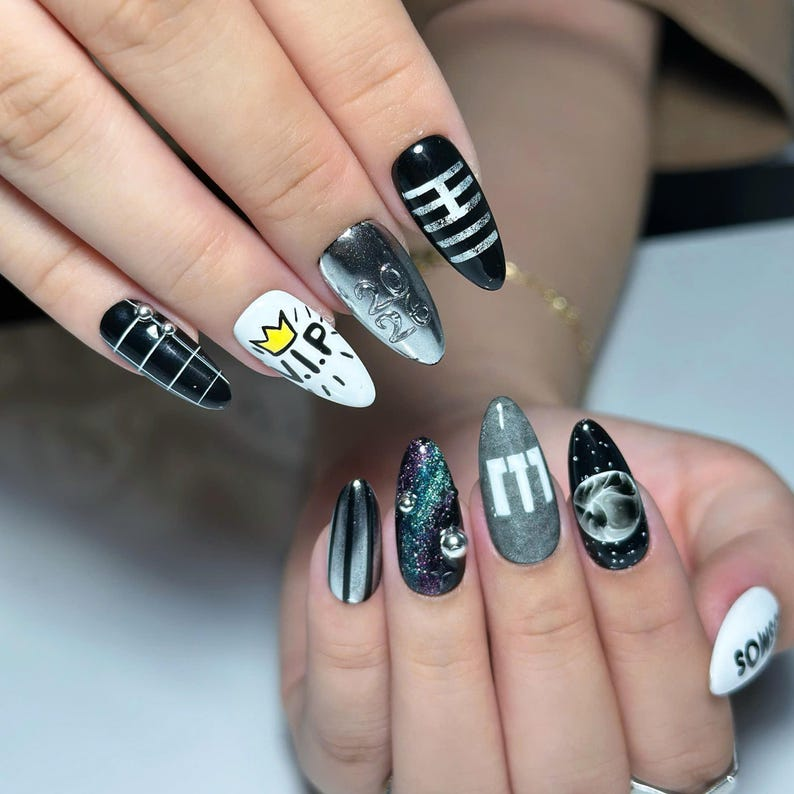 Kpop Concert Press On Nails with Silver Chrome | Black White Crown Nail Art | Korean Pop Fan Nails for Concert, Music Festival | OB503UC