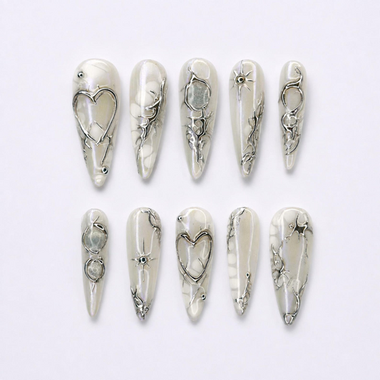 Pearl White Press On Nails with Silver Heart , 3D Chrome Fake Nails , Handmade Luxury Nails for Wedding, Party , Press on nails set, OB468W