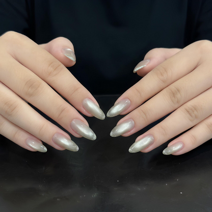 Velvet Cat Eye Press On Nails with Silver Pearl Ombre | Magnetic Fake Nails in Almond Shape | Handmade Nail Art for Wedding| OB1391UC