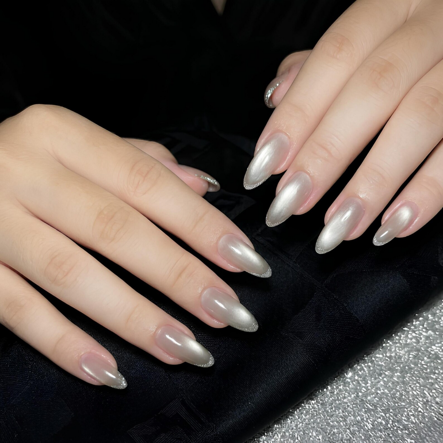 Velvet Cat Eye Press On Nails with Silver Pearl Ombre | Magnetic Fake Nails in Almond Shape | Handmade Nail Art for Wedding| OB1391UC