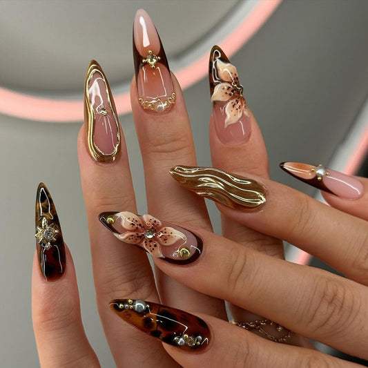 Floral and Gold Press-On Nails | Luxurious Golden Waves and Floral Embellishments | Perfect for Weddings and Events | WB151Y