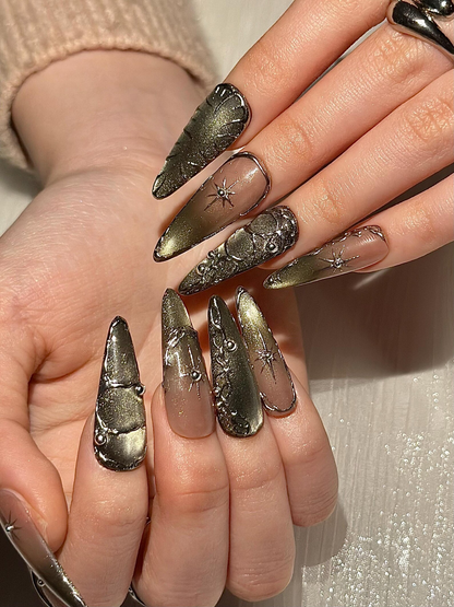 Gothic Celestial Press On Nails, Dark Cat Eye Galaxy Nails with Silver Stars, Edgy Ethereal Stiletto Nails with Metallic Charms, HC1289HC