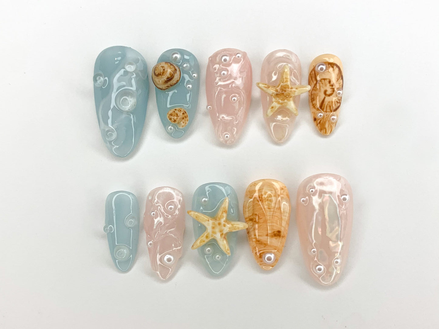 Ocean-Inspired 3D Press On Nails | Beach Theme with Seashells and Starfish | Handmade Press On Nails for Summer Vibes | J297S