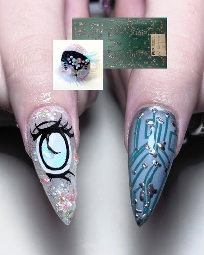 Zaddybigclaws Design - Cyberpunk Fantasy 3D Nails | Chrome & Crystal Mixed Media Press Ons | High-End Hand-Sculpted Nail Art